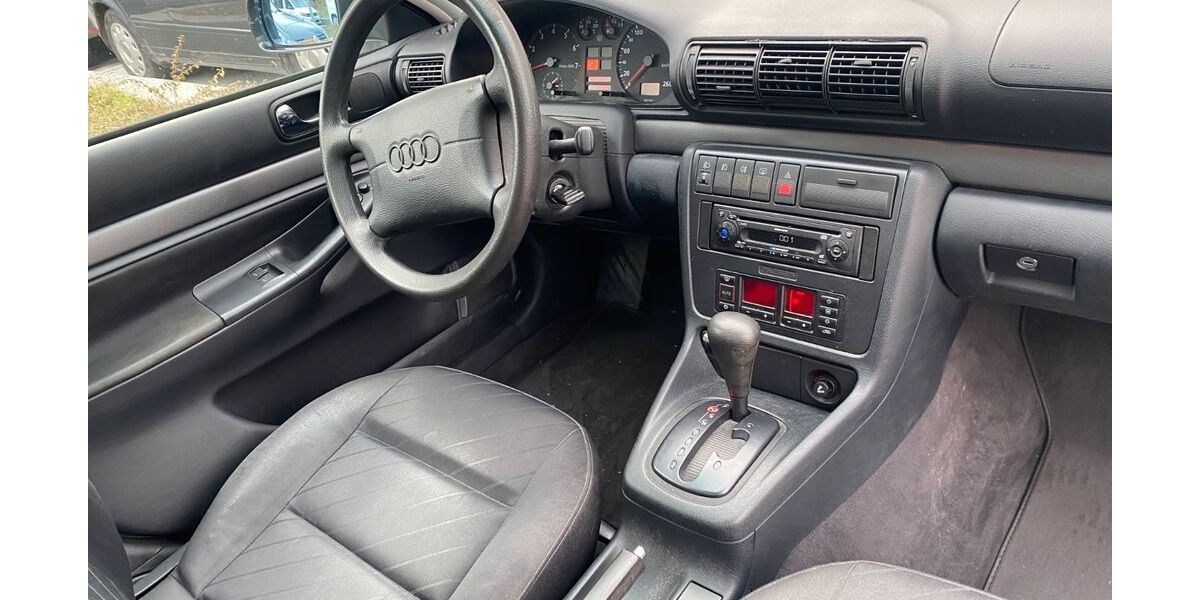 Audi A4 220.000 km 1.200 &euro; München 80809