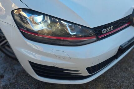 VW Golf 161.600 km 12.799 &euro; Chemnitz 09113