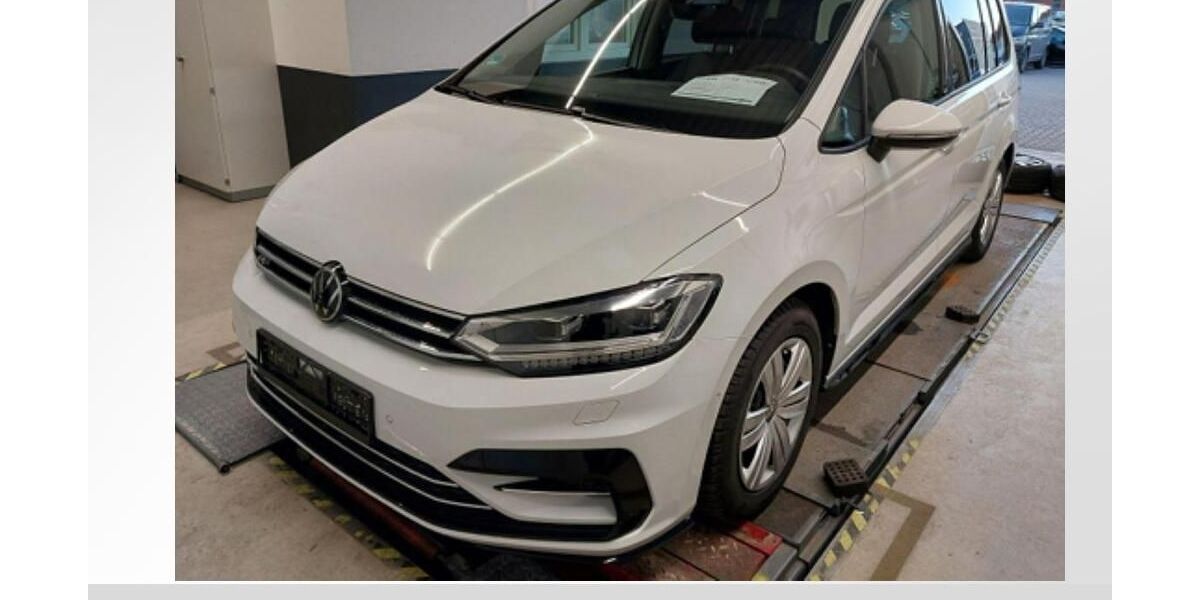 VW Touran 10.690 km 32.950 &euro; Dessau-Roßlau 06842