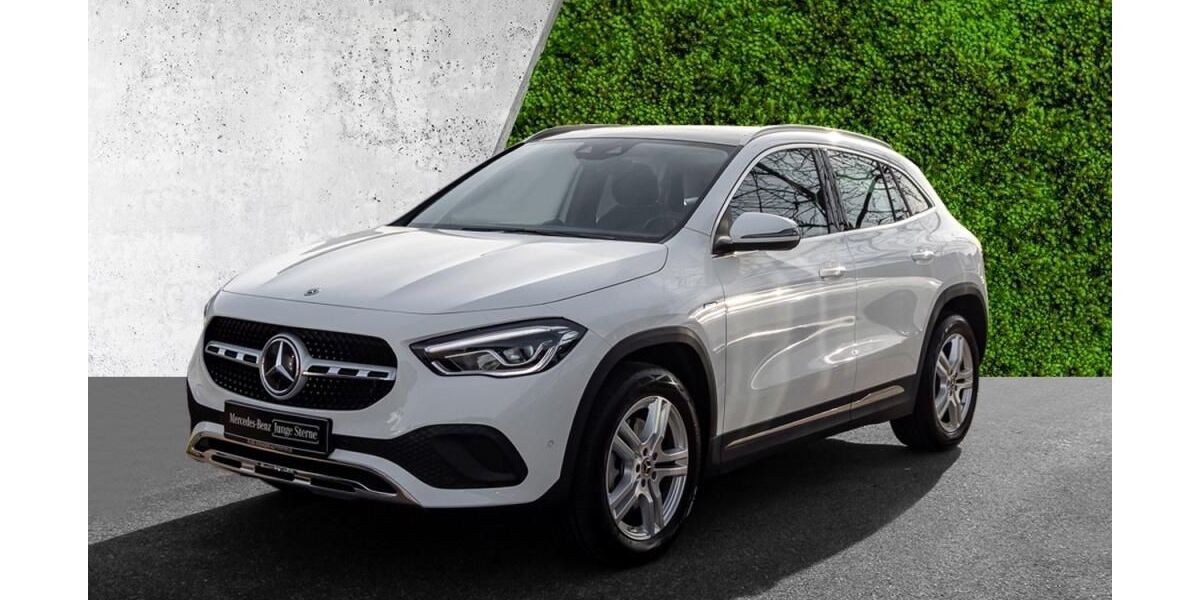 Mercedes-Benz GLA 250 9.500 km 33.480 &euro; Dettingen unter Teck 73265