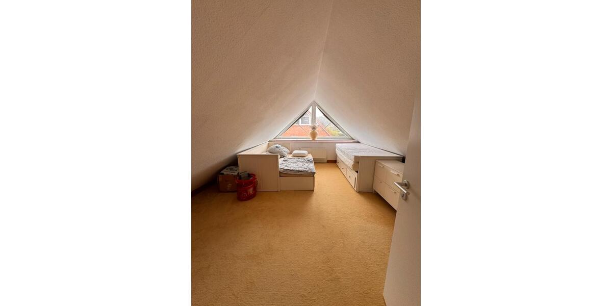 Doppelhaushälfte Ratekau - 6 Zimmer, 140 m&sup2;, 570.000&euro; | Angebot:27293684