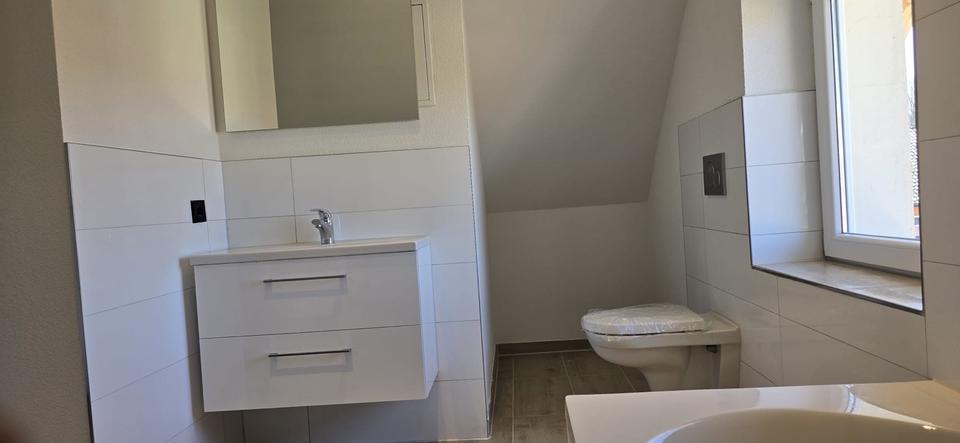 Dachgeschoßwohnung Friesenheim - 2 Zimmer, 75 m&sup2;, 950&euro; | Angebot:25251537