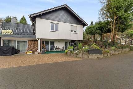 Haus Wipperfürth - 7 Zimmer, 189 m&sup2;, 349.000&euro; | Angebot:25349608