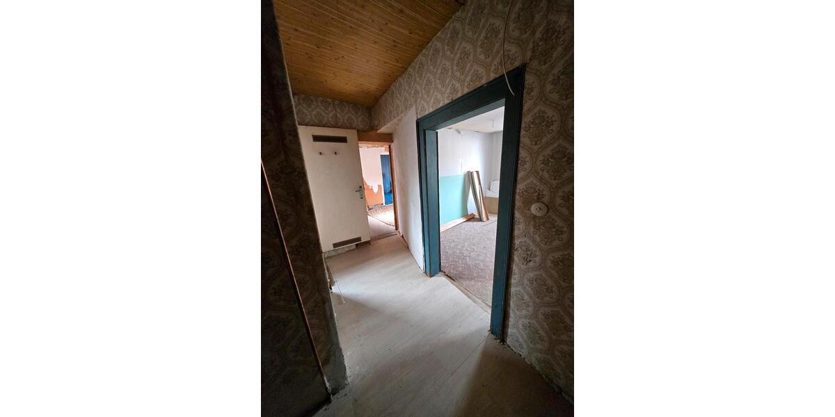 Etagenwohnung Übach-Palenberg Palenberg - 10 Zimmer, 214 m&sup2;, 110.000&euro; | Angebot:27156975