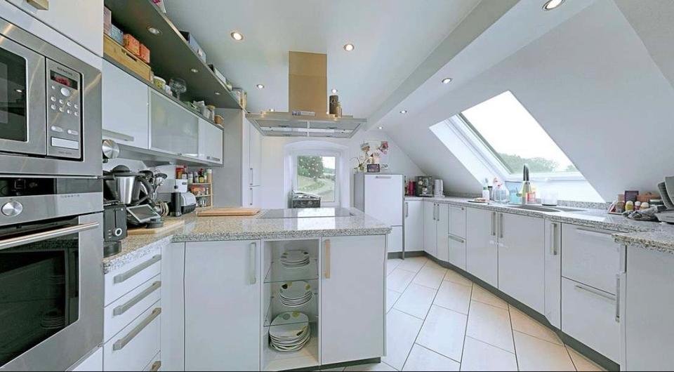 Dachgeschoßwohnung Boxberg - 4 Zimmer, 132 m&sup2;, 170.000&euro; | Angebot:25498030