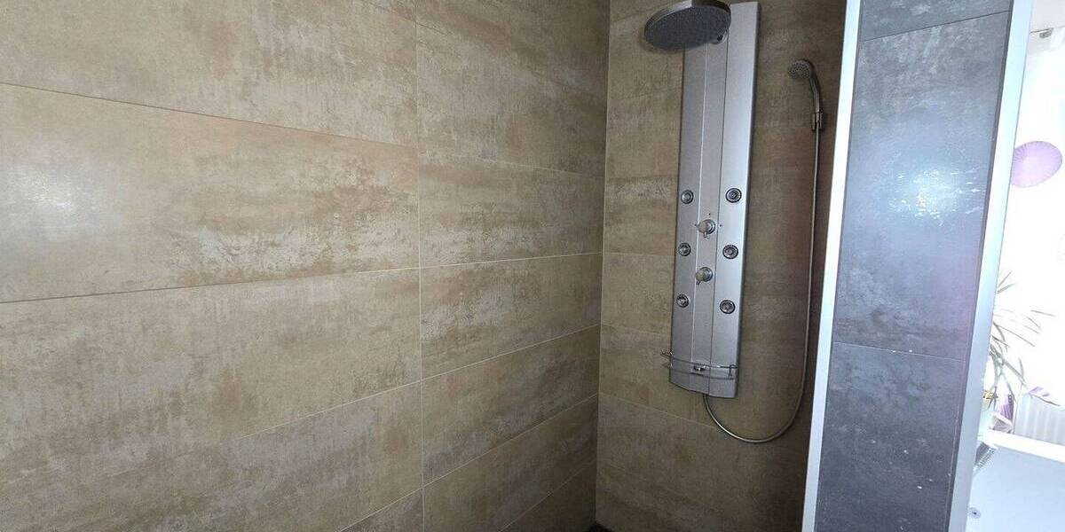 Einfamilienhaus Eschwege - 5 Zimmer, 200 m&sup2;, 770.000&euro; | Angebot:25735921