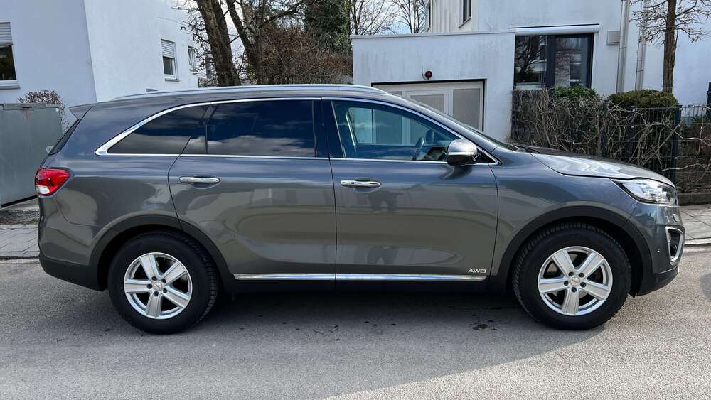 Kia Sorento 91.000 km 22.500 &euro; München, Landeshauptstadt 81247
