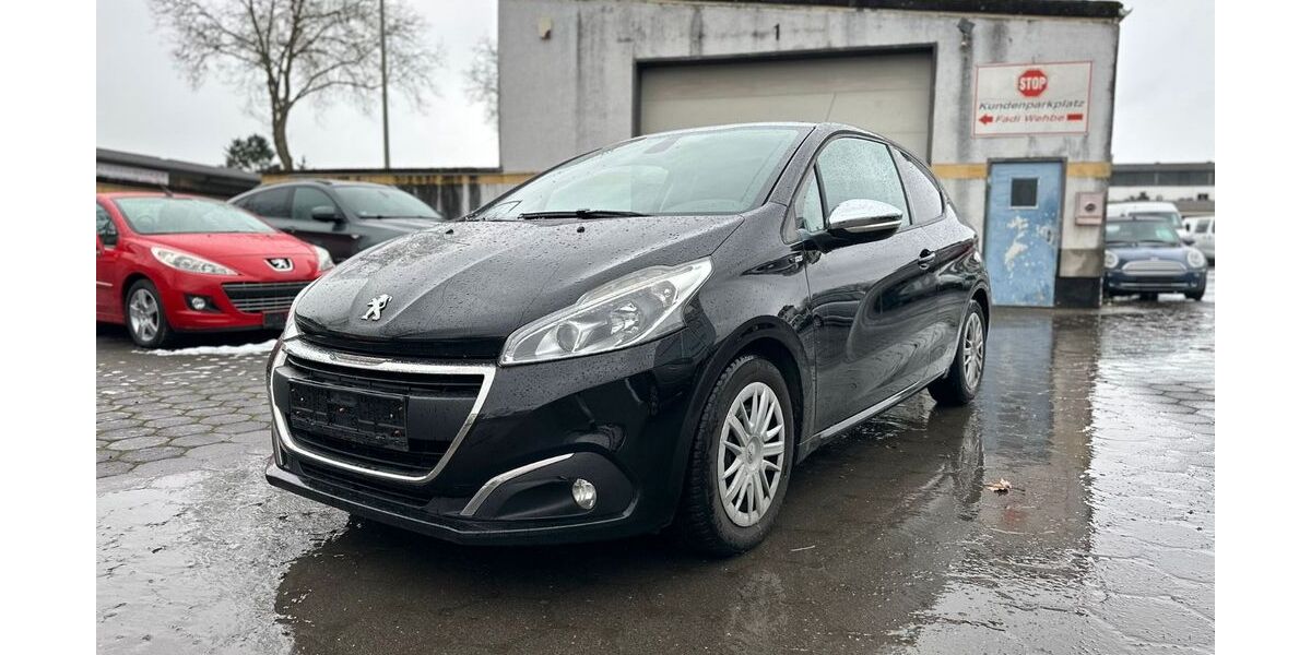 Peugeot 208 124.000 km 6.600 &euro; Elz 65604