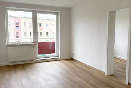 Wohnung zum Mieten in Gera 430,65 € 69.46 m² 4 zimmer