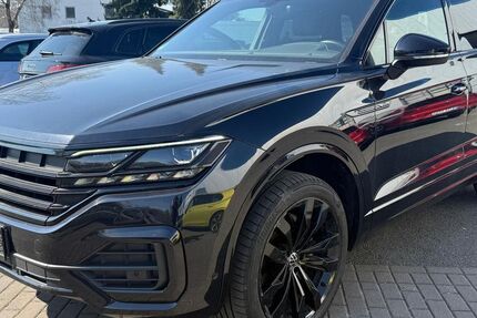 VW Touareg 118.475 km 38.990 &euro; Braunschweig 38122