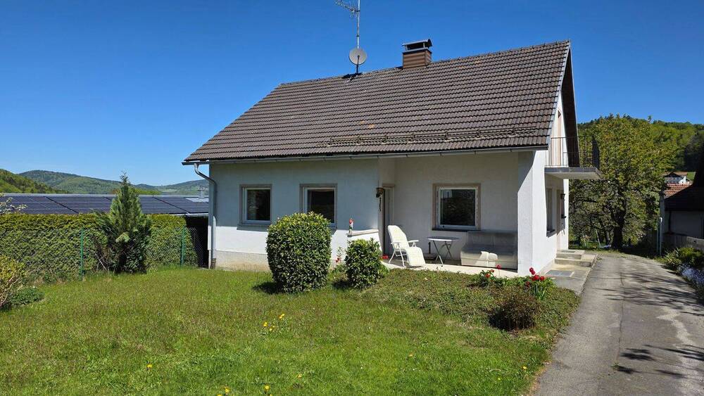 Einfamilienhaus Freyung Neureut - 8 Zimmer, 100 m&sup2;, 225.000&euro; | Angebot:26512602
