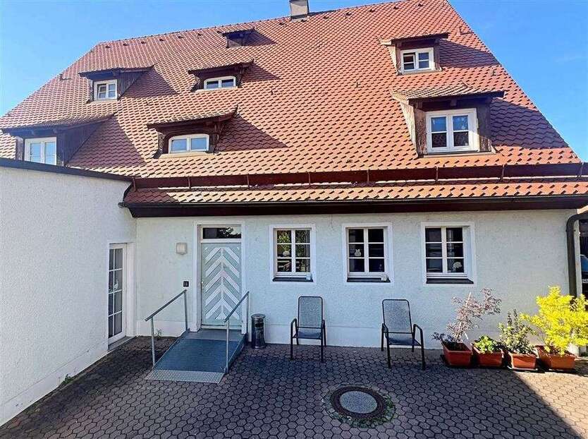 Haus zum Kaufen in Nürnberg 729.000 € 317 m²