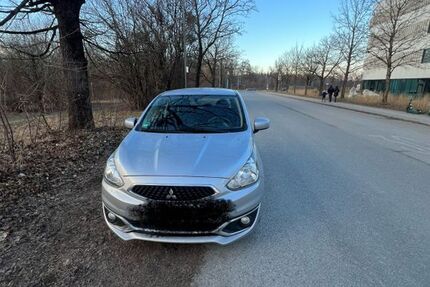 Mitsubishi Space Star 50.000 km 7.300 € München 81375