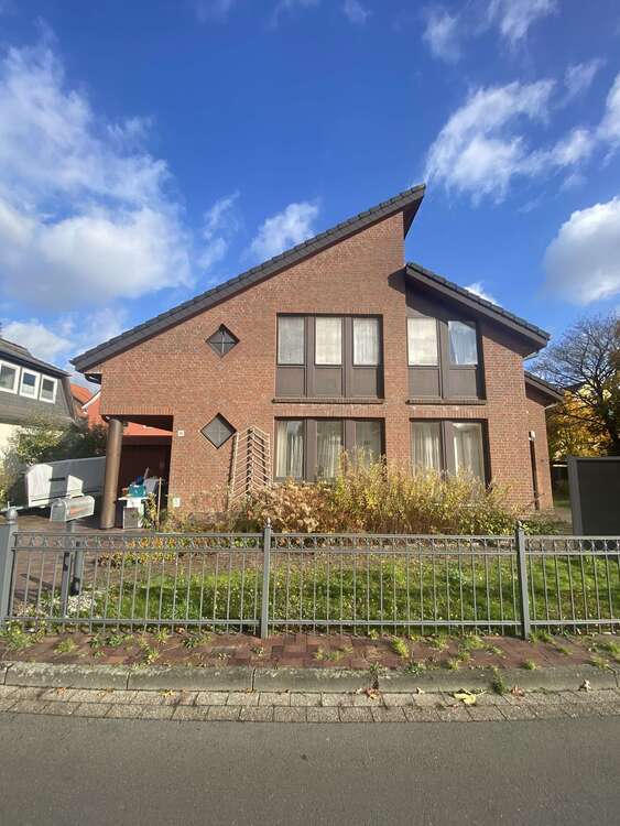 Haus zum Kaufen in Oldenburg 510.000 € 185 m² 7 zimmer