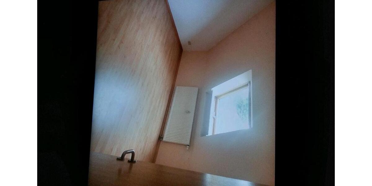 Helle moderne Dachgeschosswohnung 3 zimmer