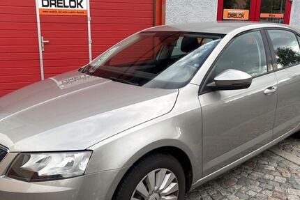 Skoda Octavia 152.796 km 6.999 &euro; Freiberg 09599