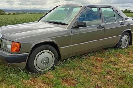 Mercedes-Benz 190 265.000 km 4.950 &euro; Bad Buchau 88422