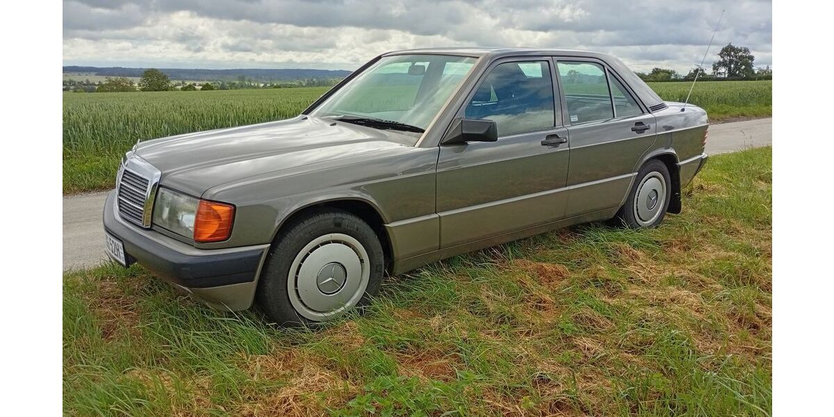 Mercedes-Benz 190 265.000 km 4.950 &euro; Bad Buchau 88422
