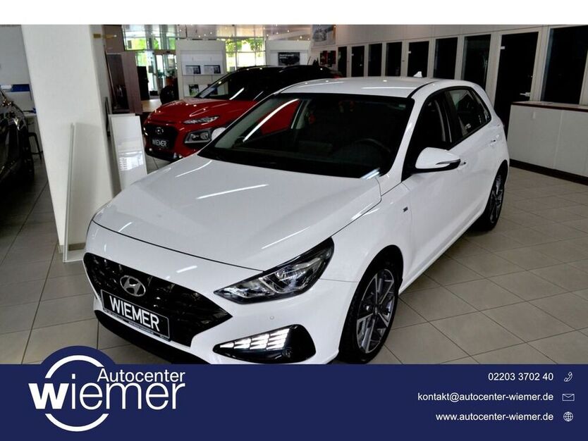 i30