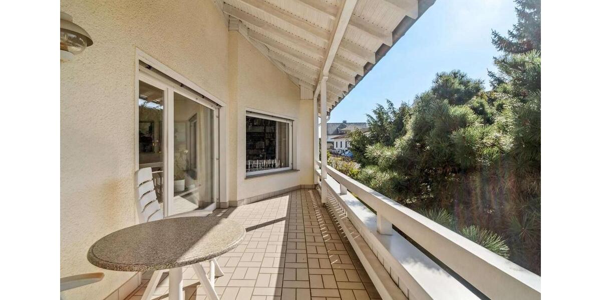 Einfamilienhaus Solms - 7 Zimmer, 194 m&sup2;, 2.800&euro; | Angebot:26091109