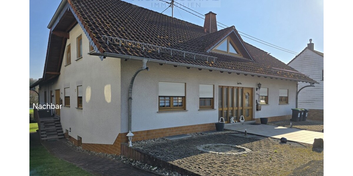 Attraktives Einfamilienhaus mit möglicher Einliegerwohnung - Reihenendhaus Tholey | Angebot:27010355