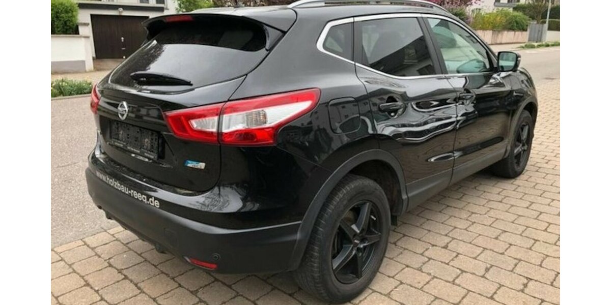 Nissan Qashqai 1.6 dCi Tekna 132.000 km 7.500 &euro; Neckarsulm 74172