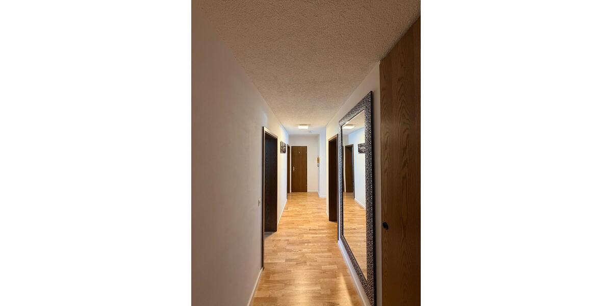 Etagenwohnung Titisee-Neustadt Neustadt - 3 Zimmer, 99 m&sup2;, 1.185&euro; | Angebot:26313636
