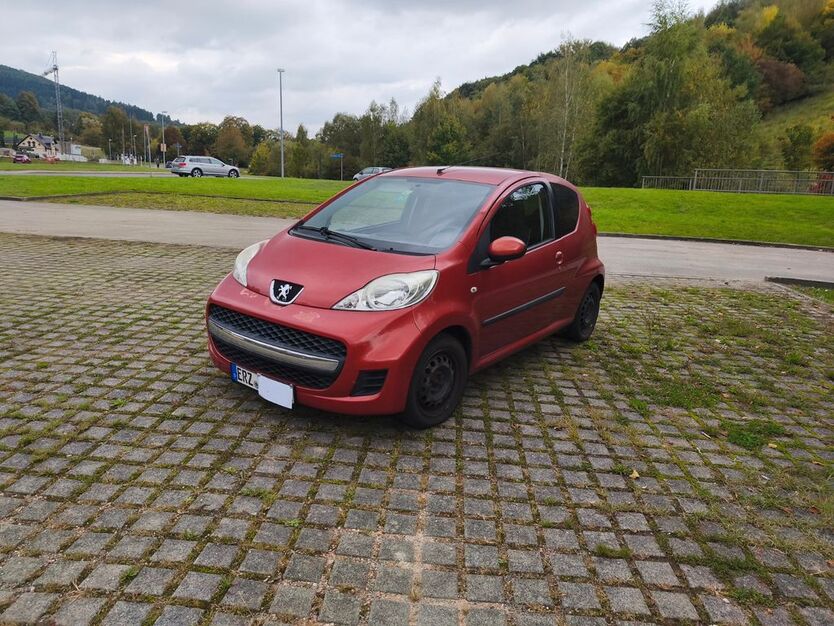 Peugeot 107 113.000 km 2.200 € Bad Schlema 08280