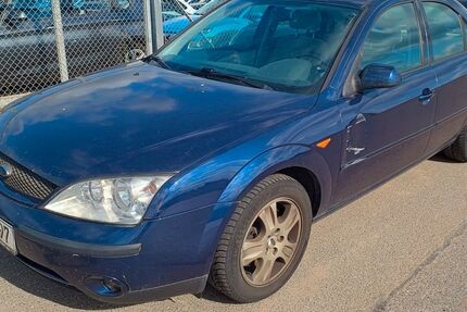 Ford Mondeo 268.460 km 699 € Fürth 90765