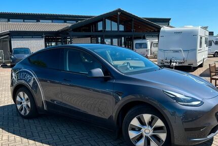 Tesla Model Y 28.000 km 35.990 € Lagesbüttel (Braunschweig) 38179