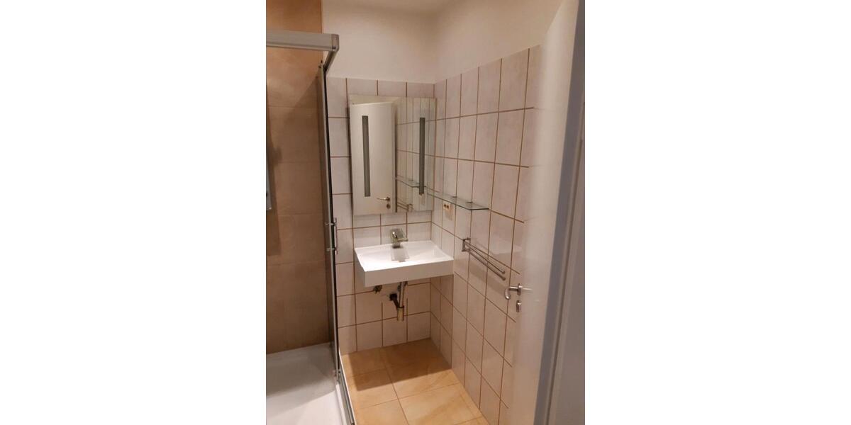 Hochparterre Mülheim an der Ruhr Dümpten - 1 Zimmer, 32 m&sup2;, 80.000&euro; | Angebot:24563676
