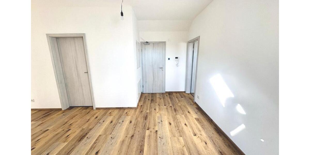 Dachgeschoßwohnung Mantel - 2 Zimmer, 66 m&sup2;, 250.000&euro; | Angebot:27008063