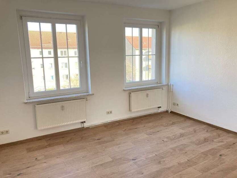 Wohnung zum Mieten in Dessau-Roßlau 292 € 58.33 m²