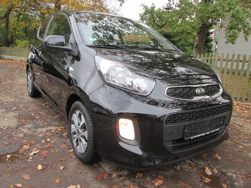 Kia Picanto 99.995 km 5.250 € Hagen 58095