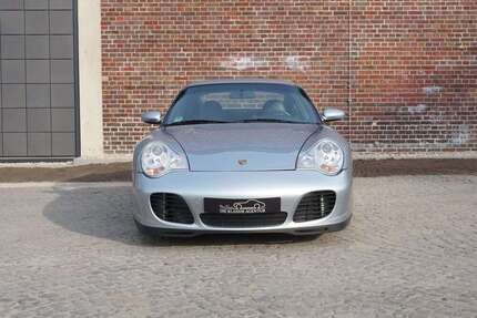 Porsche 996