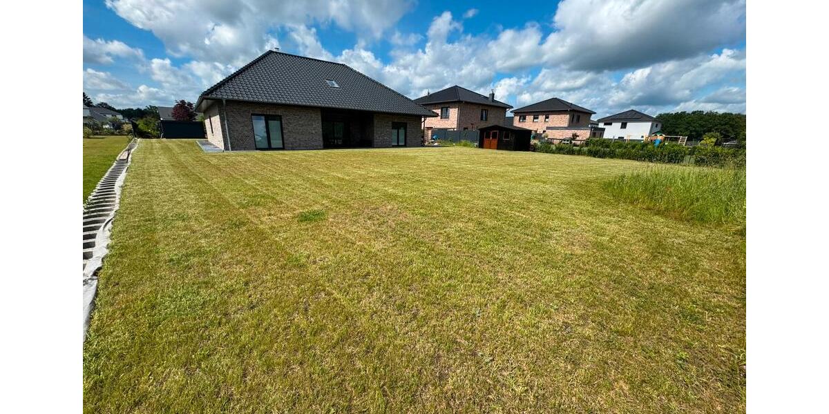 Bungalow Bienenbüttel - 4 Zimmer, 180 m&sup2;, 680.000&euro; | Angebot:26819003