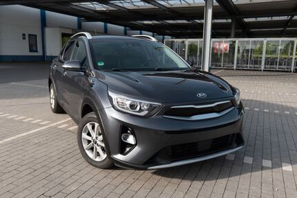 Kia Stonic 77.000 km 11.500 &euro; Coburg 96450