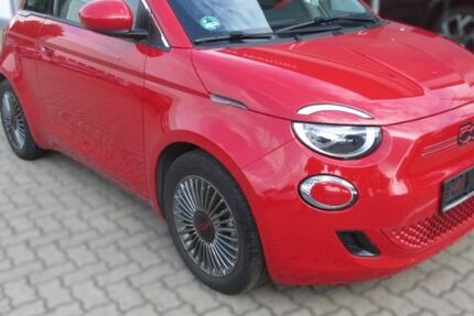Fiat 500e 30.337 km 19.990 &euro; Elmshorn 25337