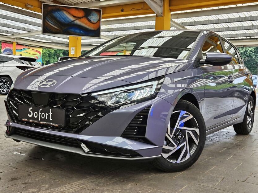Hyundai i20 6.100 km 18.975 € Wallhöfen bei Bremen 27729