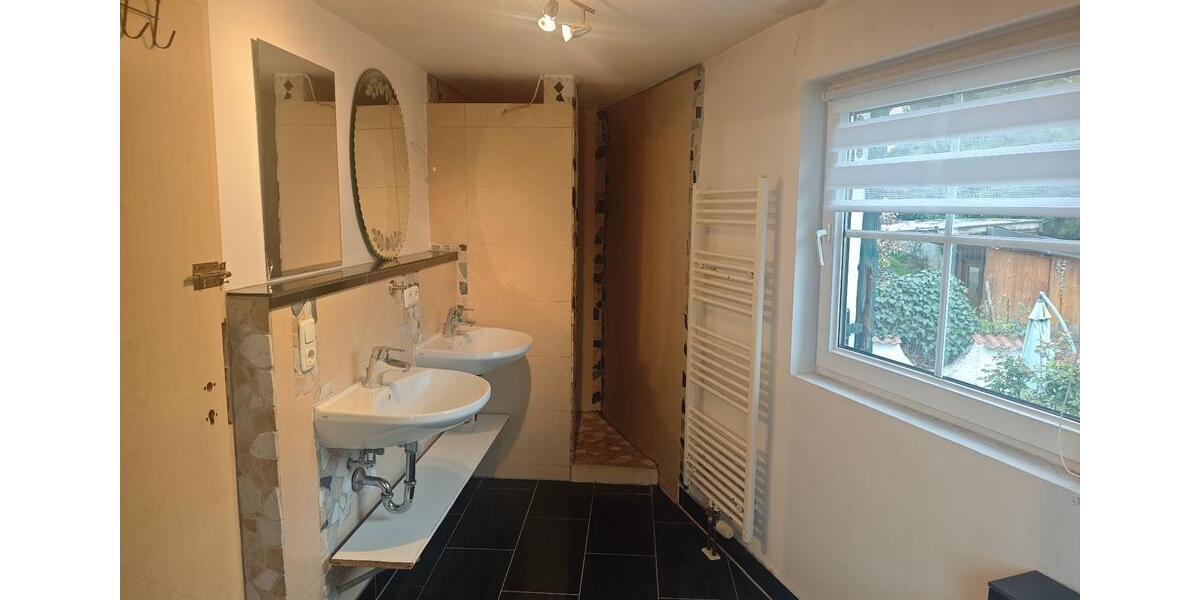 Reihenhaus Vilshofen an der Donau - 11 Zimmer, 93 m&sup2;, 225.000&euro; | Angebot:26321956