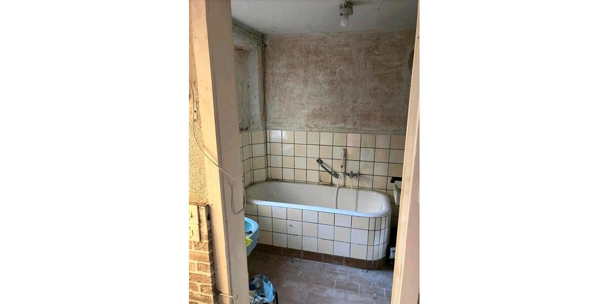 Reihenhaus Oschatz - 9 Zimmer, 200 m&sup2;, 39.500&euro; | Angebot:27006215