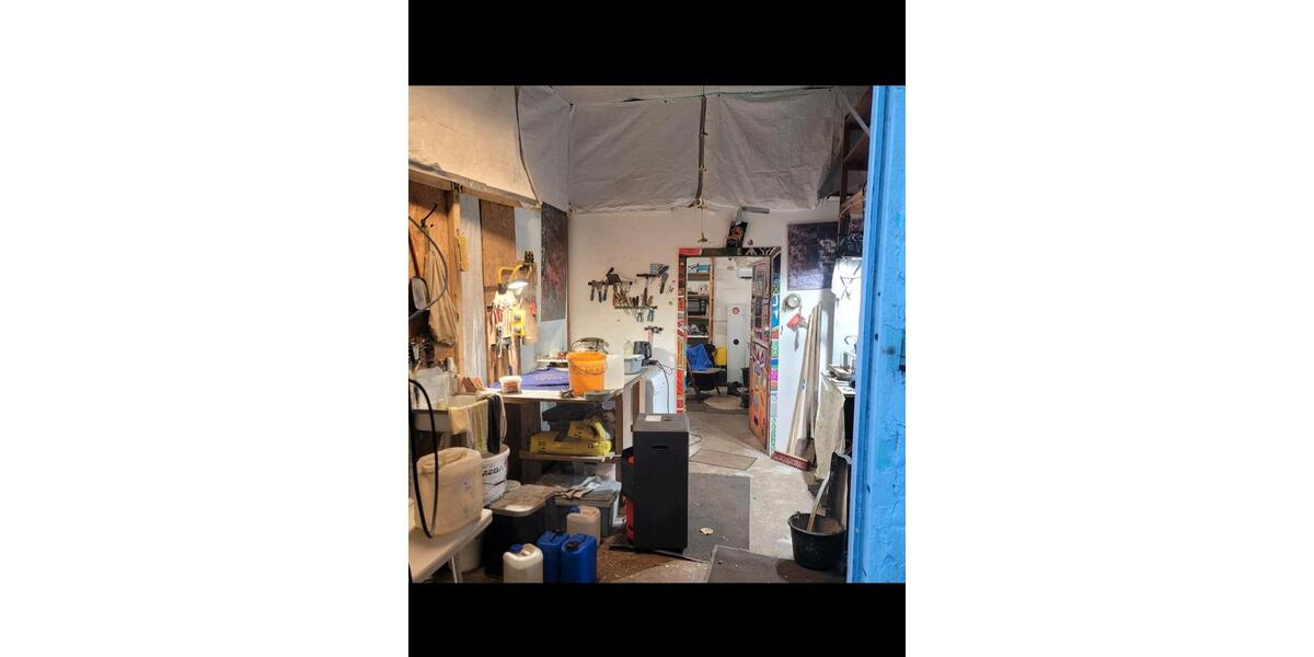 Lagerhalle im Zentrum zimmer