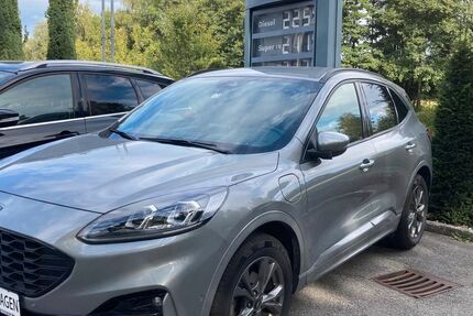 Ford Kuga 75.131 km 28.500 &euro; Bad Griesbach 94086