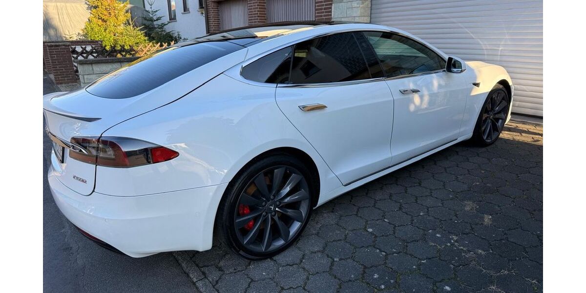 Tesla Model S 170.000 km 27.900 &euro; Alzenau 63755