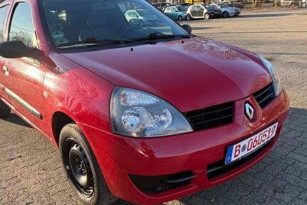 Renault Clio 143.000 km 1.390 &euro; Berlin 12349