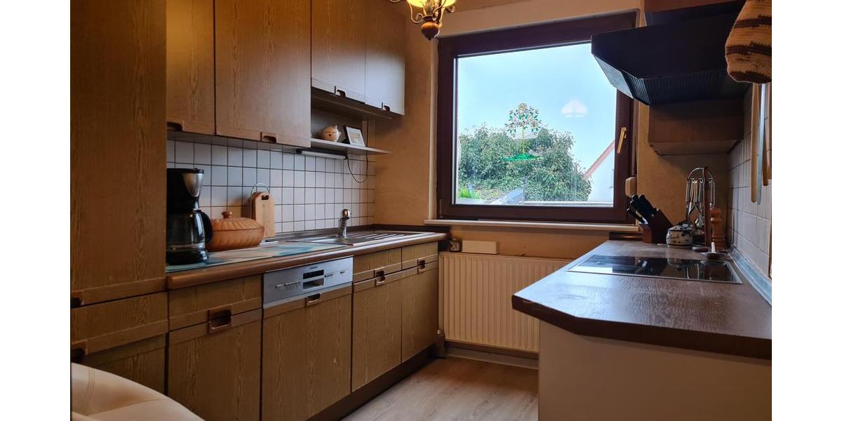 Freistehendes gepflegtes 3-Familienhaus in gesuchter Lage für Eigennutzer und Kapitalanleger - Mehrfamilienhaus, Wohnhaus Kirkel | Angebot:27009131