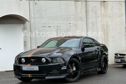 Ford Mustang 76.414 km 26.990 &euro; Essen 45141