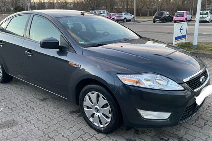 Ford Mondeo 281.000 km 2.300 &euro; Halle-Saale 06124