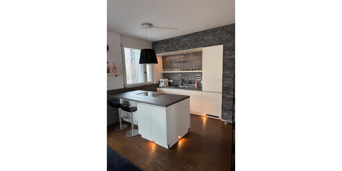 Einfamilienhaus Augsburg - 3 Zimmer, 121 m&sup2;, 2.400&euro; | Angebot:26394278
