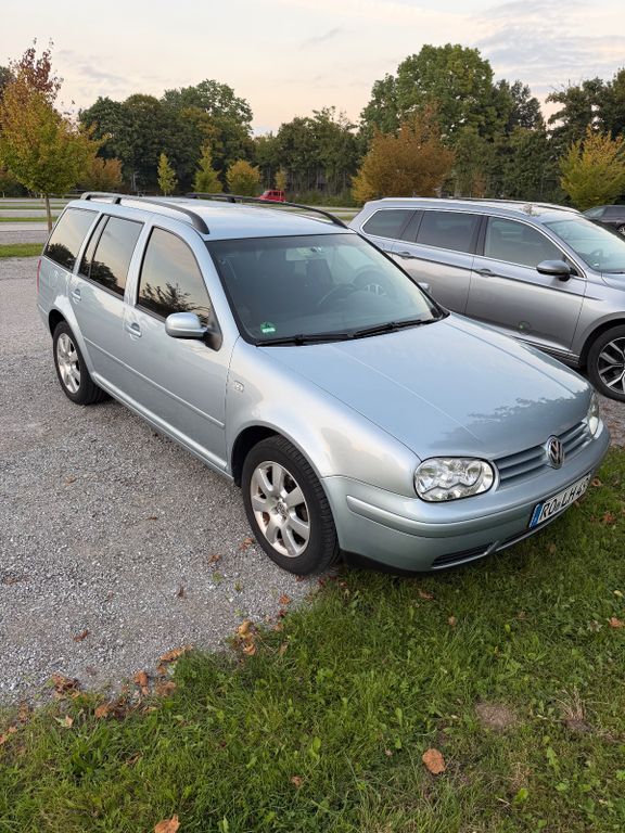 VW Golf 254.784 km 2.200 € Rosenheim 83024